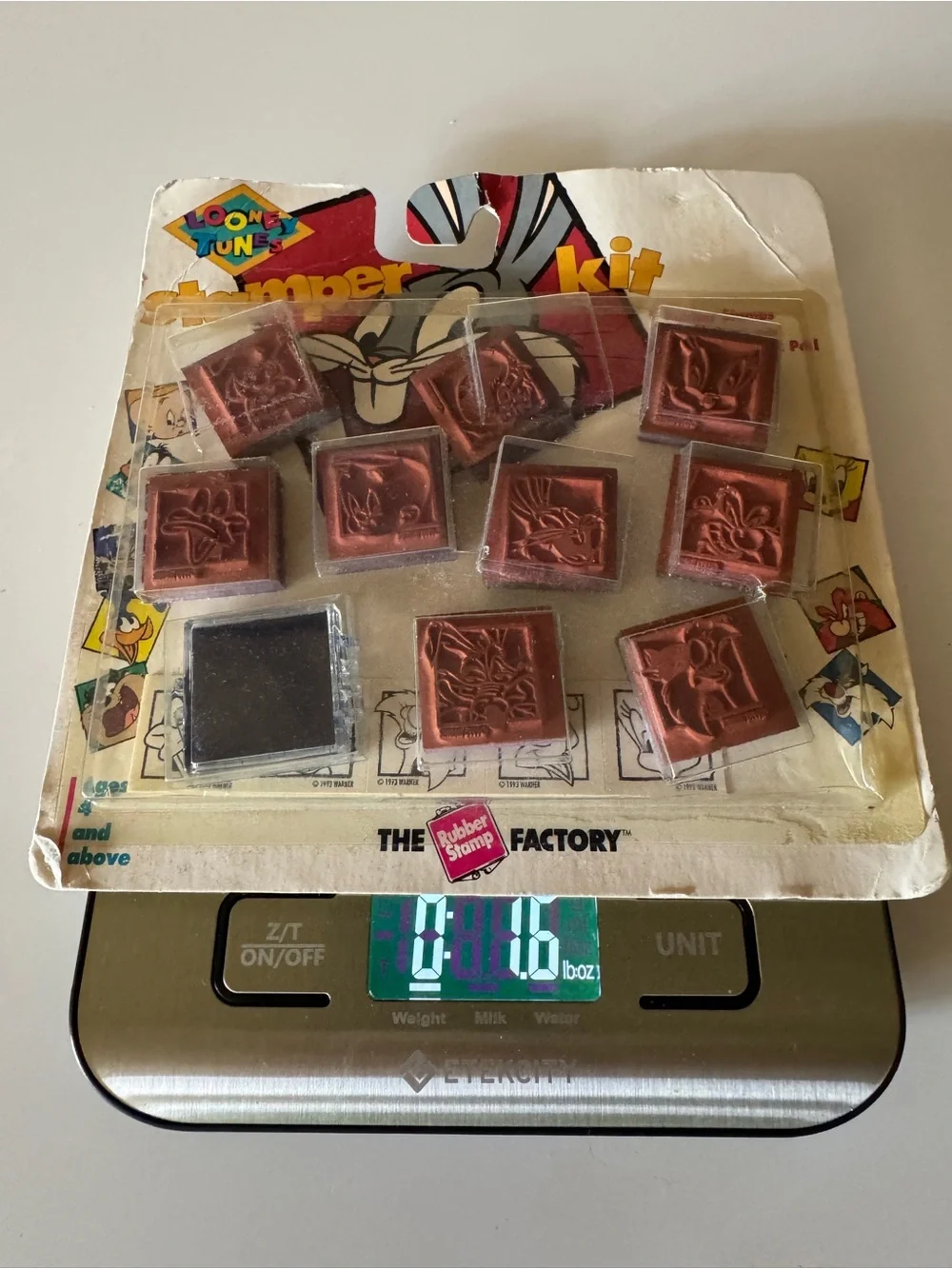 NEW Vintage 1993 Looney Tunes Rubber Stamps with Stickers Kit